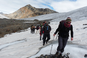 Pin Parvati Pass Trekking